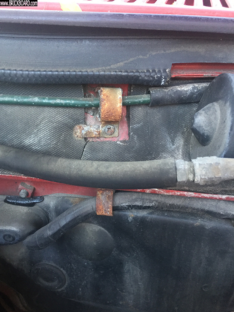 Volvo 200 -- Volvo 240 Engine, B200E, M47 5-SPEED MANUAL