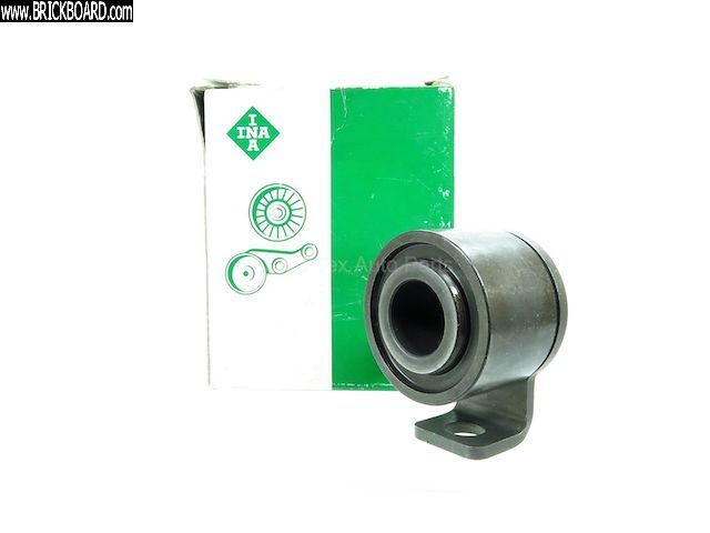 Volvo 900 -- Timing bearing 2