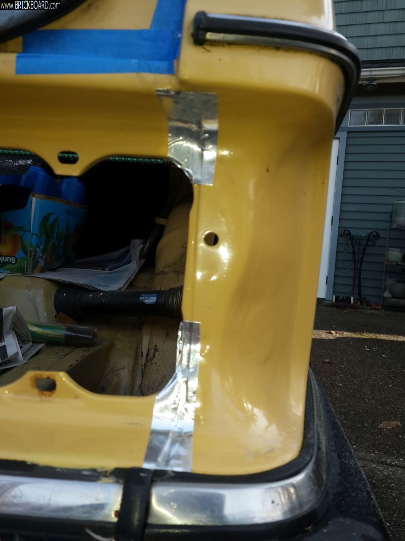 Volvo 200 -- Trying to plug the possible leak source