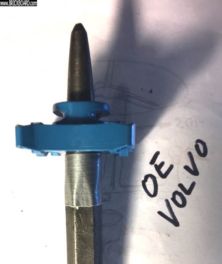 Volvo S80 -- Window Track Slider OE