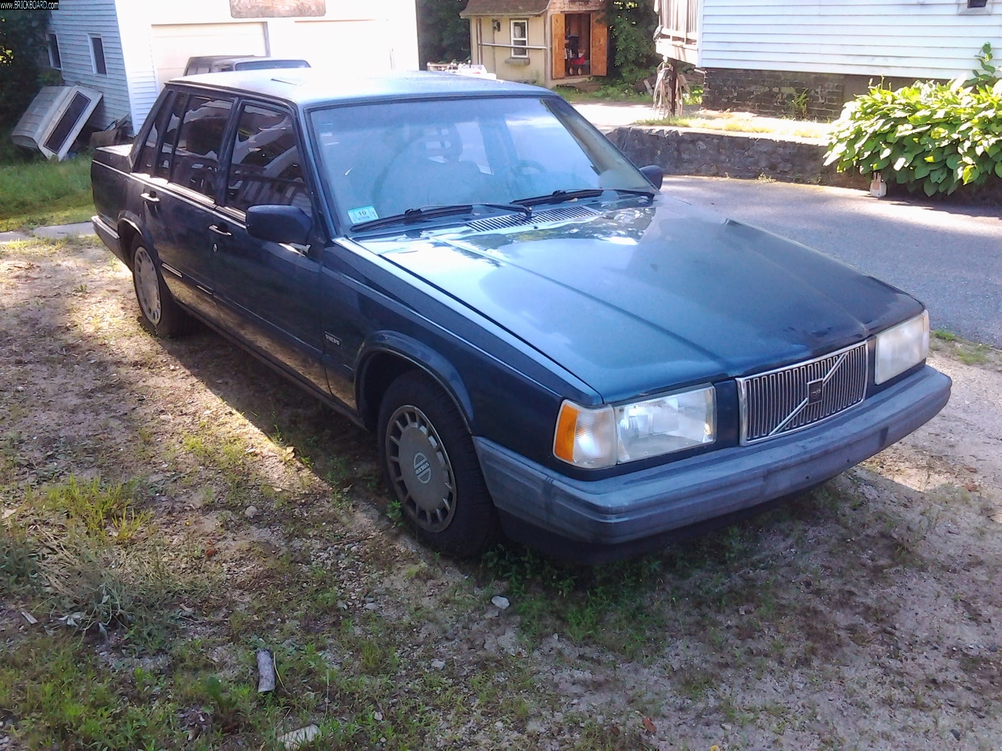 Volvo 700 -- 1991 Volvo 740 Left Front