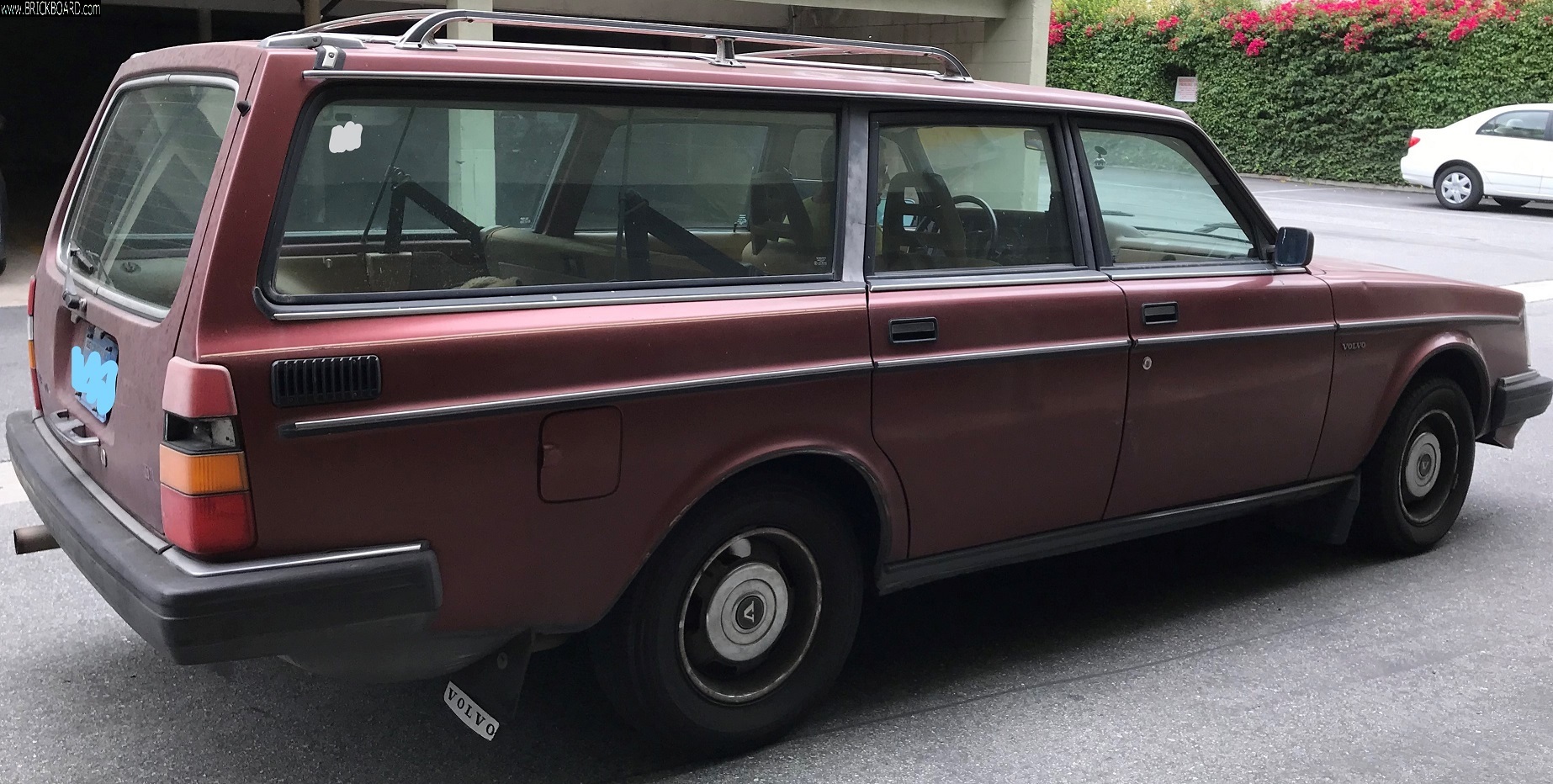 Volvo 200 -- Volvo 240