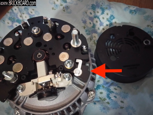 Volvo 900 -- Bosch alt - high wattage